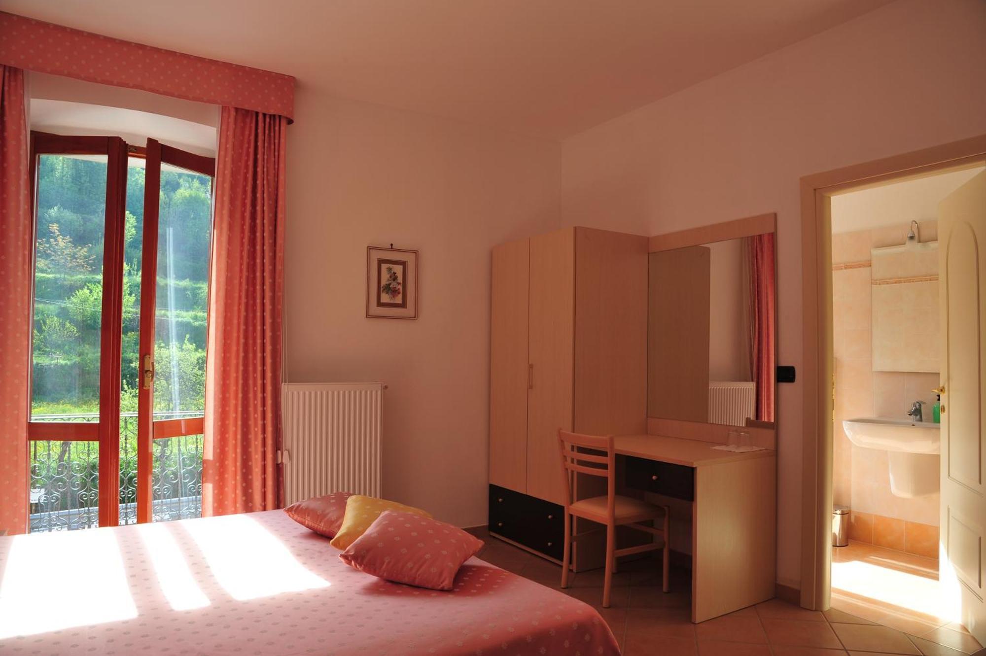 Affittacamere B&B Trattoria Della Posta Maissana Luaran gambar
