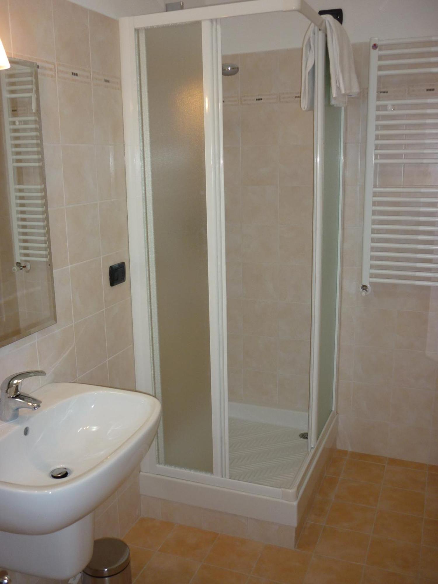 Affittacamere B&B Trattoria Della Posta Maissana Luaran gambar