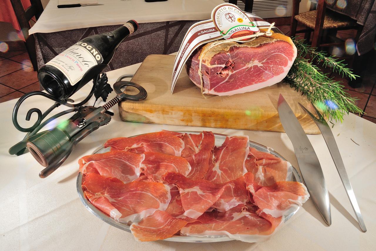 Affittacamere B&B Trattoria Della Posta Maissana Luaran gambar